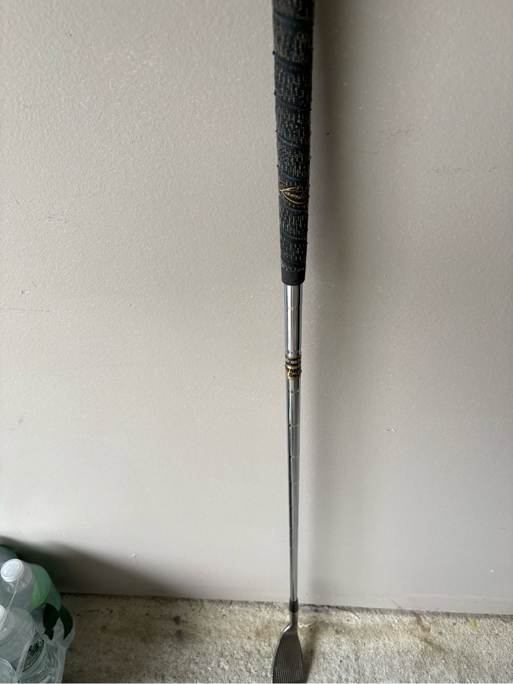 Men's Black Grip Golf Wedge Ray Cook 56 Degree